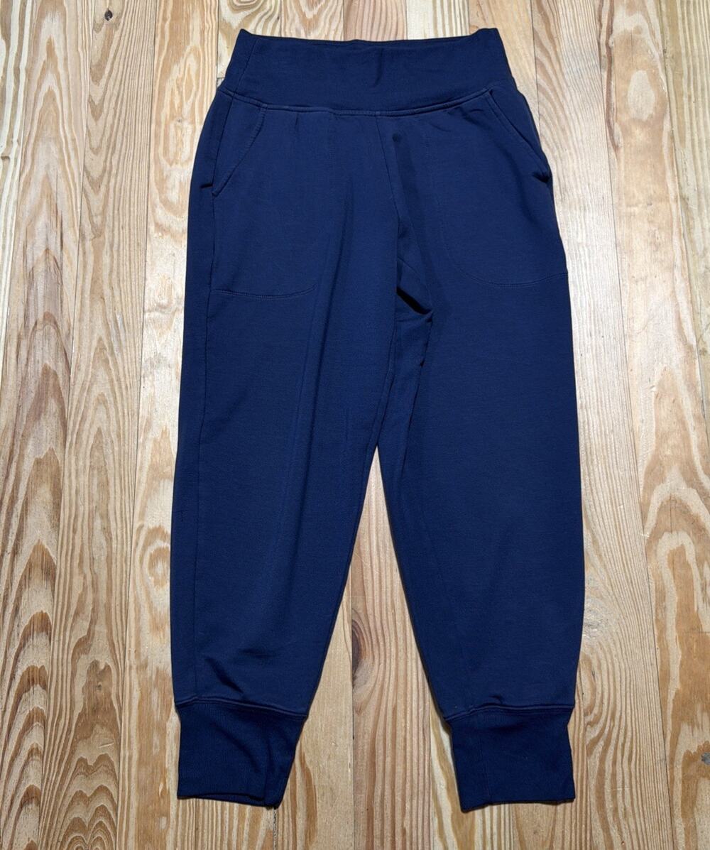Athleta Women’s Navy Fleece Jogger Pants Size S Pull-On Pockets